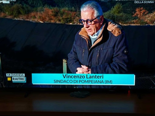Pompeiana, il sindaco Vincenzo Lanteri dopo il caso del 'Laghetto': “Tagli e sacrifici per evitare il default” Pompeiana, il sindaco Vincenzo Lanteri dopo il caso del 'Laghetto': “Tagli e sacrifici per evitare il default”