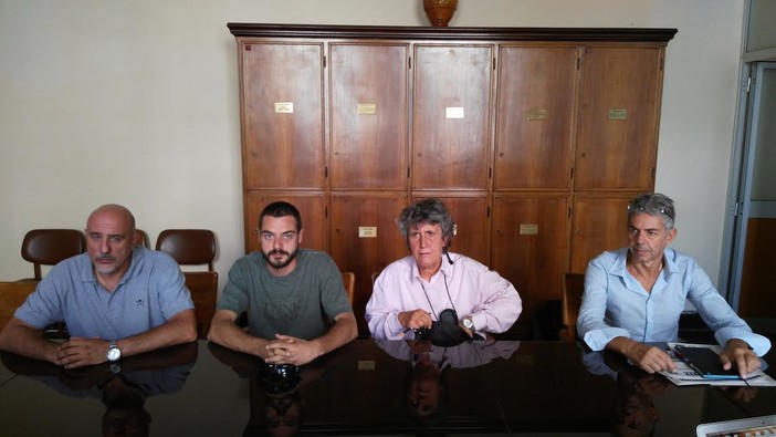 Imperia bene comune lancia la sfida a Capacci: "Relazioni in Consiglio su tre temi fondamentali, o presenteremo una mozione di sfiducia"