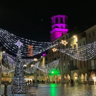 Pochi giorni al weekend clou di “Incantevole Natale" a Savigliano (Video) Pochi giorni al weekend clou di “Incantevole Natale" a Savigliano (Video)
