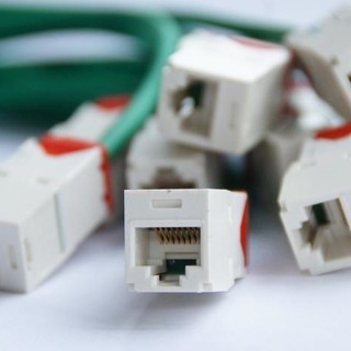 Imperia: firmata da 'Open fiber' la convenzione con il comune, domani al via i cantieri della banda ultra larga Imperia: firmata da 'Open fiber' la convenzione con il comune, domani al via i cantieri della banda ultra larga