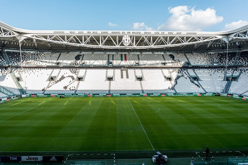 Tanti bar ricolmi per assistere a Juventus-Inter: a cosa servono le raccomandazioni?