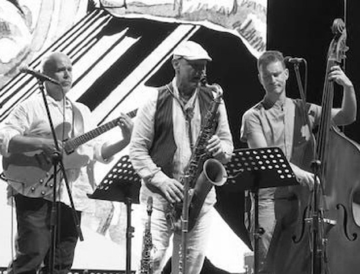Jazz Valley, a Dolceacqua si esibisce Pietro Tonolo 4et (Foto) Jazz Valley, a Dolceacqua si esibisce Pietro Tonolo 4et (Foto)