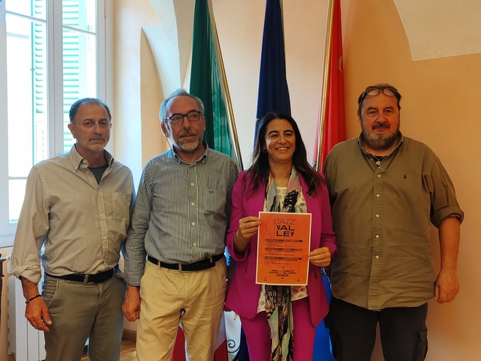 Rocchetta Nervina, Pigna e Camporosso creano una nuova kermesse: 'Jazz Valley' (Foto e video) Rocchetta Nervina, Pigna e Camporosso creano una nuova kermesse: 'Jazz Valley' (Foto e video)