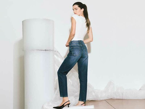 Jeans donna: i modelli di tendenza e come indossarli Jeans donna: i modelli di tendenza e come indossarli