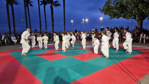 Si è concluso ieri con successo l'anno delle attività della Fudoshin Karate Liguri (foto) Si è concluso ieri con successo l'anno delle attività della Fudoshin Karate Liguri (foto)