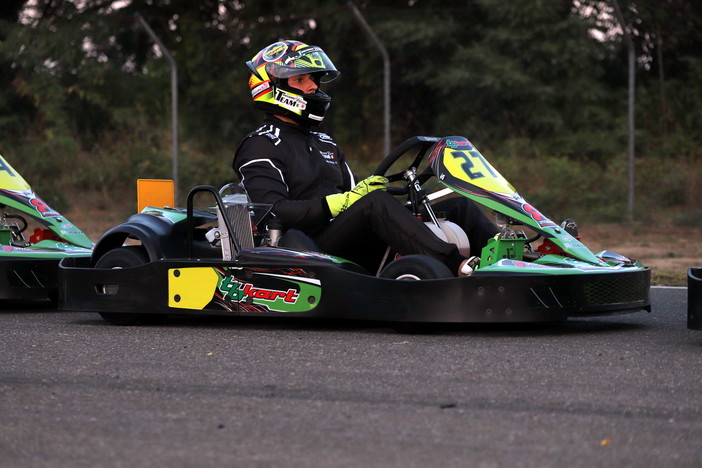 Nel campionato Formula Kart 125 Liguori vince la gara mentre Milanesi viene penalizzato dalla direzione gara