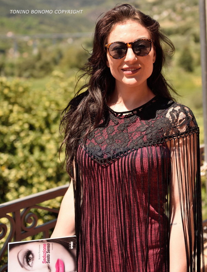 Sanremo: presentato oggi il libro ‘Seduzione, Sesto Senso’ dell'autrice e blogger Katia Ferrante Sanremo: presentato oggi il libro ‘Seduzione, Sesto Senso’ dell'autrice e blogger Katia Ferrante