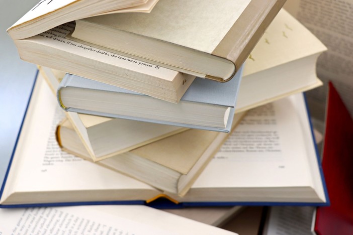 Vallebona, rimborso spese per libri scolastici: domande entro il 30 novembre Vallebona, rimborso spese per libri scolastici: domande entro il 30 novembre