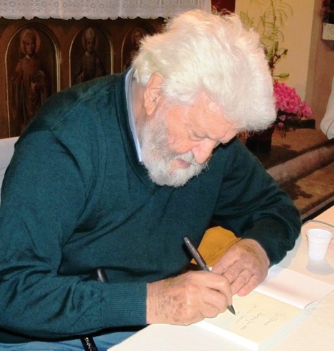 Badalucco: presentazione del libro di Libereso Guglielmi "Ricette per ogni stagione" presso la Badalucco Art Gallery Badalucco: presentazione del libro di Libereso Guglielmi "Ricette per ogni stagione" presso la Badalucco Art Gallery