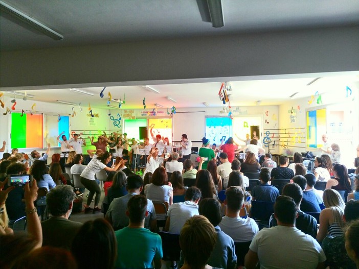 Ventimiglia: successo per lo spettacolo conclusivo del laboratorio di Musicoterapia dell’Istituto Fermi e Polo Ventimiglia: successo per lo spettacolo conclusivo del laboratorio di Musicoterapia dell’Istituto Fermi e Polo