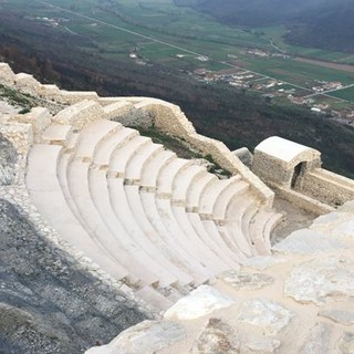 Imperia: il resoconto con foto del viaggio di istruzione a Caserta del Liceo Vieusseux