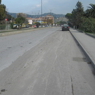 Imperia: minaccia i passanti con un'accetta sul lungomare Vespucci, Forza Nuova "Ennesimo caso inaccettabile"