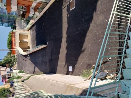 Ventimiglia, "Latte lasciata nell'incuria e nell'abbandono": la segnalazione (Foto)