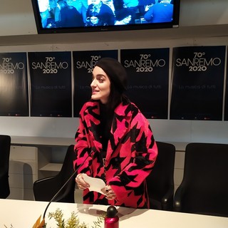 Con 'Tikibombom' Levante porta a Sanremo i 'suoi' ultimi, le anime in rivolta, i freak della classe