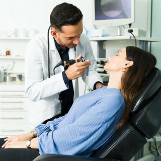 Sanremo, torna “Cantiamo con la Laringe 2026”: screening gratuiti e divulgazione scientifica durante la settimana del Festival