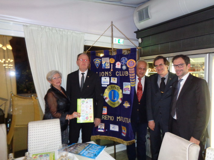 Il resoconto e le foto della serata degli auguri per il Lions Club Sanremo Matutia