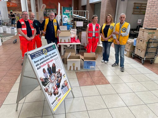 Il Banco di Solidarietà di Cesena chiama ed il Club Lions Arma e Taggia risponde in aiuto dell’Emilia Romagna (foto) Il Banco di Solidarietà di Cesena chiama ed il Club Lions Arma e Taggia risponde in aiuto dell’Emilia Romagna (foto)