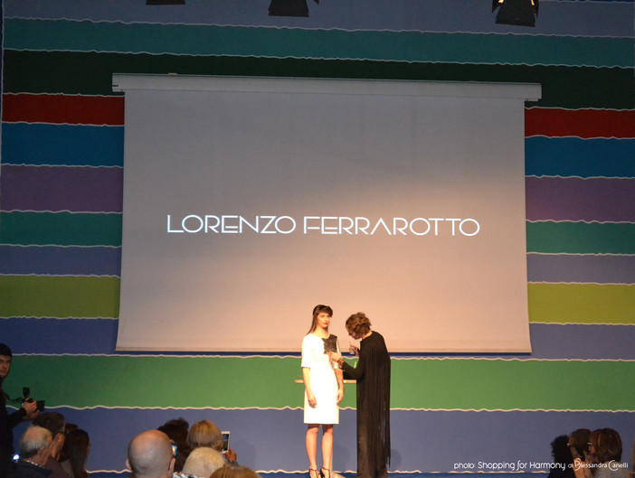 #chechic #chechoc #chebelcappottoèunferrarotto la sfilata del sedicenne Lorenzo Ferrarotto #chechic #chechoc #chebelcappottoèunferrarotto la sfilata del sedicenne Lorenzo Ferrarotto