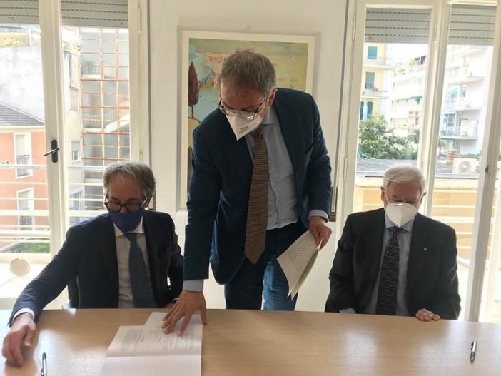 Il ‘Laboratorio Internazionale per l’Educazione che Ispira la Pace’: un’associazione di respiro internazionale sul tema della pace a Sanremo Il ‘Laboratorio Internazionale per l’Educazione che Ispira la Pace’: un’associazione di respiro internazionale sul tema della pace a Sanremo