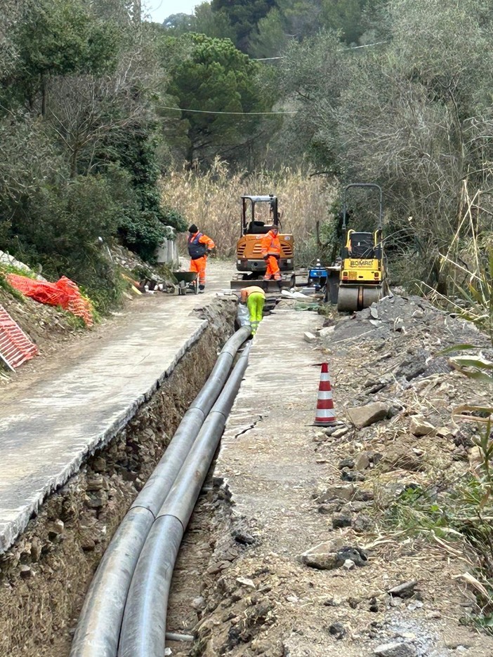 Lavori per il ripristino delle vasche delle Morene, il sindaco di Cervo: "Intervento di grande importanza per la carenza idrica" (Foto)