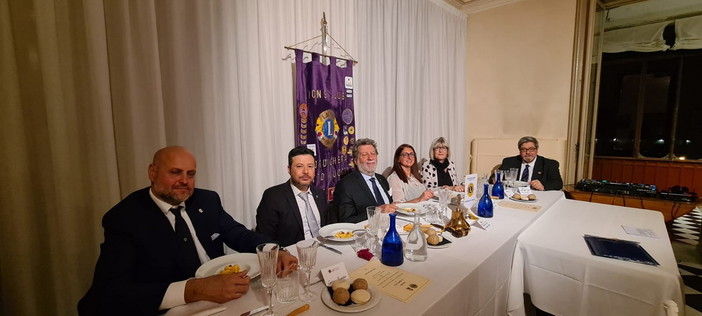 Tre nuovi soci entrati a far parte del Lions Club Bordighera Otto Luogh. Le foto