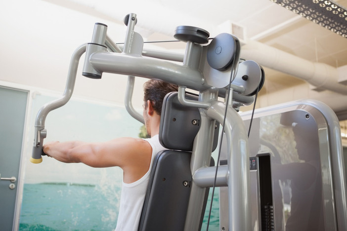 Ottimizza il tuo allenamento: scopri i veri benefici della lateral machine Ottimizza il tuo allenamento: scopri i veri benefici della lateral machine