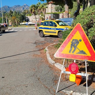 PD Ventimiglia: “Otto mesi in più di lavori alla frontiera? Sarebbe gravissimo. Il sindaco chiarisca subito” PD Ventimiglia: “Otto mesi in più di lavori alla frontiera? Sarebbe gravissimo. Il sindaco chiarisca subito”