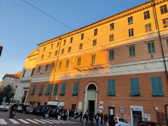 Imperia, conferenza dei servizi per l’adeguamento sismico delle scuole di piazza Calvi Imperia, conferenza dei servizi per l’adeguamento sismico delle scuole di piazza Calvi