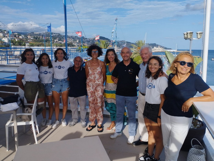 Sanremo: incontro tra il sindaco Mager e presidente della Federazione Italiana Canoa Kayak Luciano Buonfiglio Sanremo: incontro tra il sindaco Mager e presidente della Federazione Italiana Canoa Kayak Luciano Buonfiglio