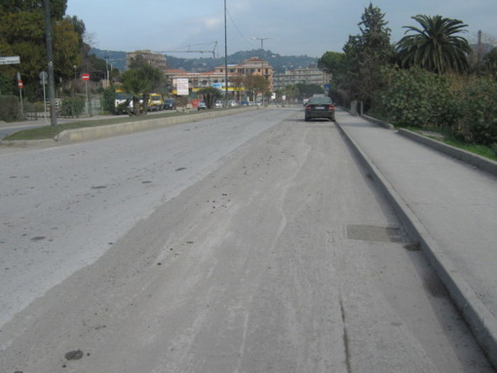 Imperia: minaccia i passanti con un'accetta sul lungomare Vespucci, Forza Nuova "Ennesimo caso inaccettabile"