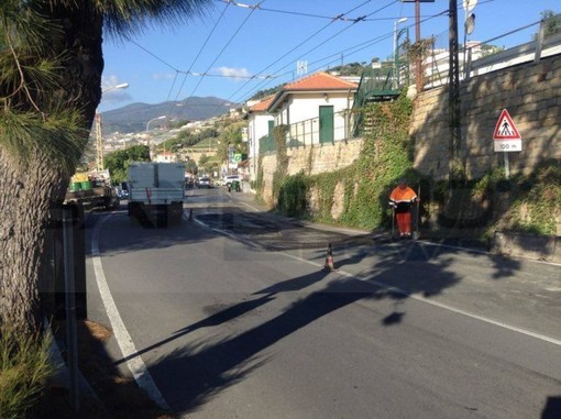 Sanremo: movimenti franosi tra La Vesca e via Duca d'Aosta, stanziamento del Comune per i lavori Sanremo: movimenti franosi tra La Vesca e via Duca d'Aosta, stanziamento del Comune per i lavori