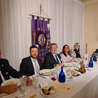Tre nuovi soci entrati a far parte del Lions Club Bordighera Otto Luogh. Le foto Tre nuovi soci entrati a far parte del Lions Club Bordighera Otto Luogh. Le foto