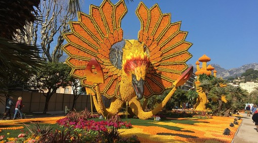 Esposizione dei motivi di Agrumi ai Giardini Biovès di Mentone