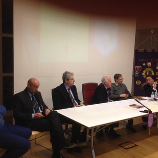 La Ventimiglia Cuneo al centro della tavola rotonda del Lions Club Ventimiglia La Ventimiglia Cuneo al centro della tavola rotonda del Lions Club Ventimiglia