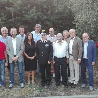 Il saluto degli amministratori della Valle Impero al Luogotenente Pinna andato in pensione Il saluto degli amministratori della Valle Impero al Luogotenente Pinna andato in pensione