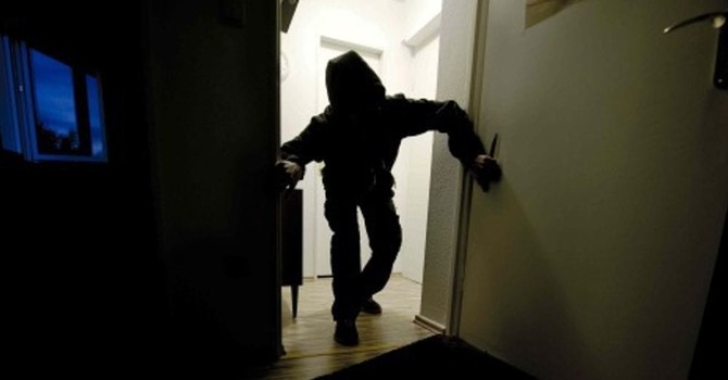 Furti nell’entroterra di Sanremo, cresce l’allarme: i residenti di frazione San Lorenzo fanno rete per difendere le abitazioni