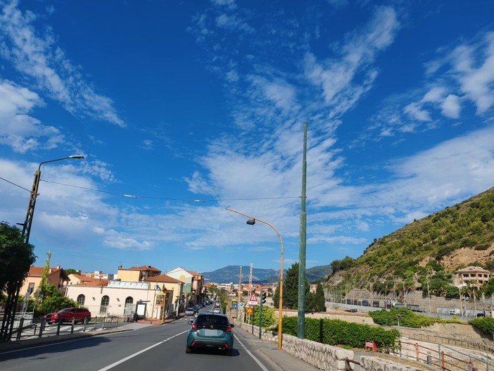 “Non è la strada il problema, ma chi la percorre”: lettera aperta sulla sicurezza a Ventimiglia “Non è la strada il problema, ma chi la percorre”: lettera aperta sulla sicurezza a Ventimiglia