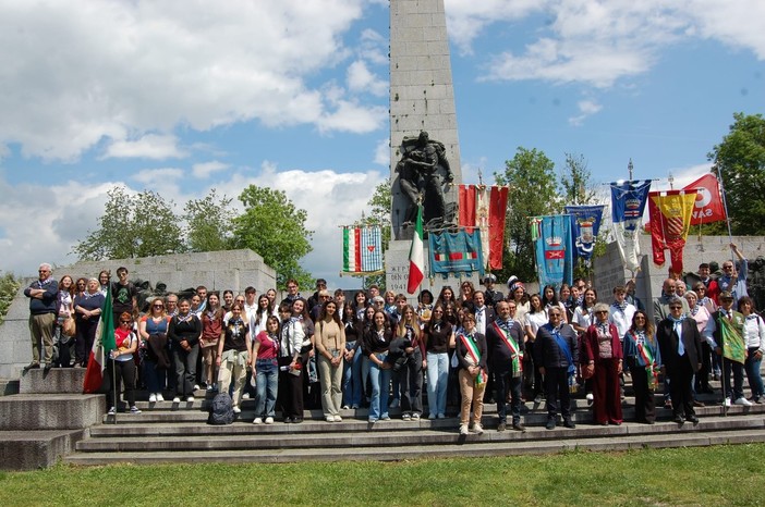 Sanremo, il Liceo Cassini nel Viaggio della Memoria: studentesse e studenti testimoni del passato per il futuro