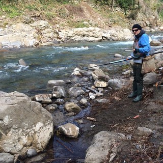L'Assessore Regionale Stefano Mai alla gara di pesca nel torrente Nervia