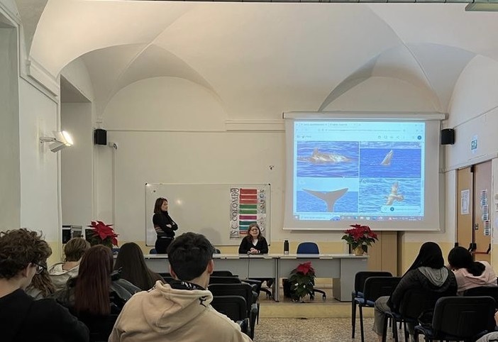 Sanremo: lezione di sensibilità ambientale, l'assessore Tonegutti incontra gli studenti del Colombo