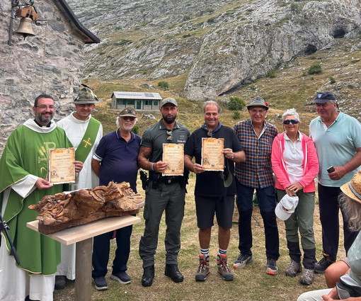 Sant’Erim, la Liguria delle tradizioni: l’assessore Lombardi alla 28ª edizione nella Valle dei Maestri Sant’Erim, la Liguria delle tradizioni: l’assessore Lombardi alla 28ª edizione nella Valle dei Maestri