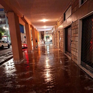 Vallecrosia al Mare, pulizia e decoro: continuano i lavaggi di strade e marciapiedi (Foto) Vallecrosia al Mare, pulizia e decoro: continuano i lavaggi di strade e marciapiedi (Foto)