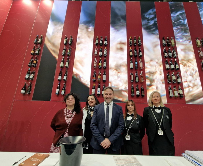 Agricoltura, inaugurato Vinitaly 2023: Liguria con 40 aziende per mostrare la passione eroica dei produttori