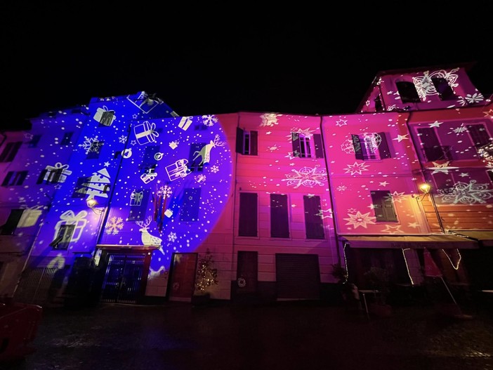 Luminarie natalizie, SìAmo Camporosso: "Spesi oltre 23mila euro, risultato soddisfacente solo nel centro storico" Luminarie natalizie, SìAmo Camporosso: "Spesi oltre 23mila euro, risultato soddisfacente solo nel centro storico"