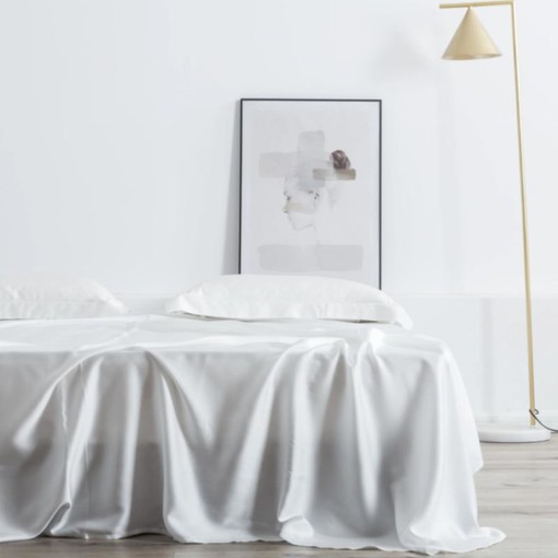 Biancheria da letto di lusso: ecco le migliori lenzuola di seta