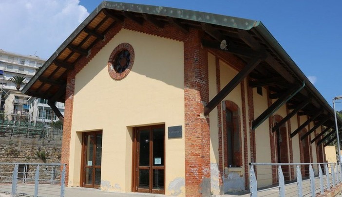 Ospedaletti celebra la memoria con Franco Tortarolo: racconti, emozioni e storia locale in un incontro culturale Ospedaletti celebra la memoria con Franco Tortarolo: racconti, emozioni e storia locale in un incontro culturale