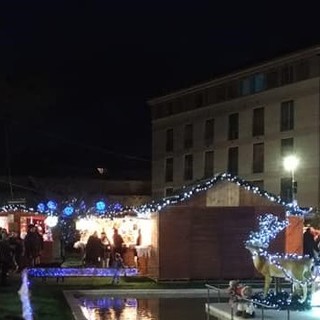 Dallo scorso 20 dicembre al prossimo 6 gennaio il Villaggio di Natale di Loano resta aperto tutti i giorni Dallo scorso 20 dicembre al prossimo 6 gennaio il Villaggio di Natale di Loano resta aperto tutti i giorni