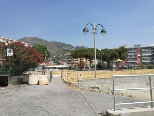 Ventimiglia: spiagge libere al Biscione, lettore con seconda casa replica alle rimostranze di alcuni residenti