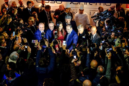 #Sanremo2017: numerosi i premi realizzati dall’orafo Michele Affidato per big e personaggi del mondo musicale