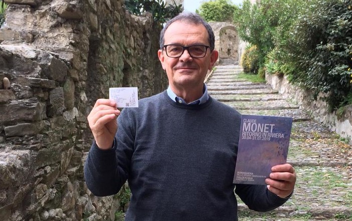 “Claude Monet, ritorno in Riviera”: 10mila visitatori in 25 giorni a Bordighera e Dolceacqua, Elvio di Piacenza è il visitatore del record “Claude Monet, ritorno in Riviera”: 10mila visitatori in 25 giorni a Bordighera e Dolceacqua, Elvio di Piacenza è il visitatore del record